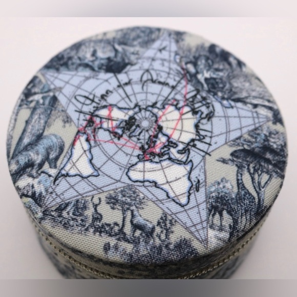 DIOR Travel Jewelry Case in Around The World Print - Picture 10 of 11
